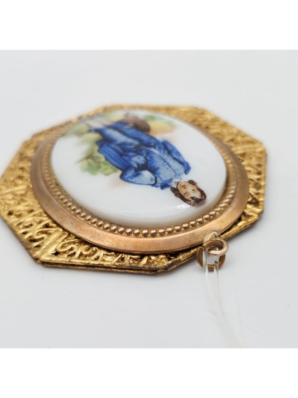 Vintage Gold-Tone Frame Pendant With Blue Boy Porcelain Cameo Oval Design 2" - Picture 5 of 6